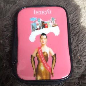 TRAVEL makeup bag